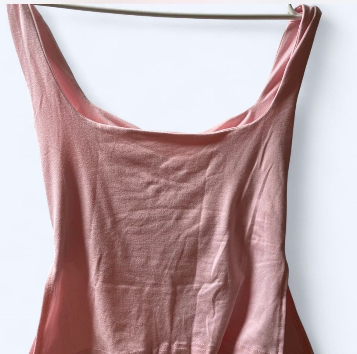 Tops: Pink top – Neuf (Voir description) à Madiswil par ren_gqz9 2