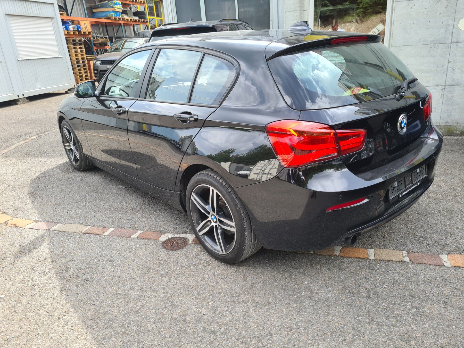 BMW Automobili: BMW 118I – Usato da Monthey venduto da 187-zeroo 4