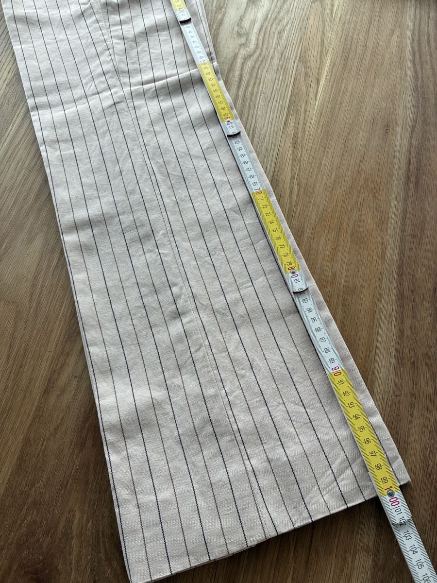 Moschino Pantaloni: Moschino Pants – Usato da Muralto venduto da eva_bjp2 3