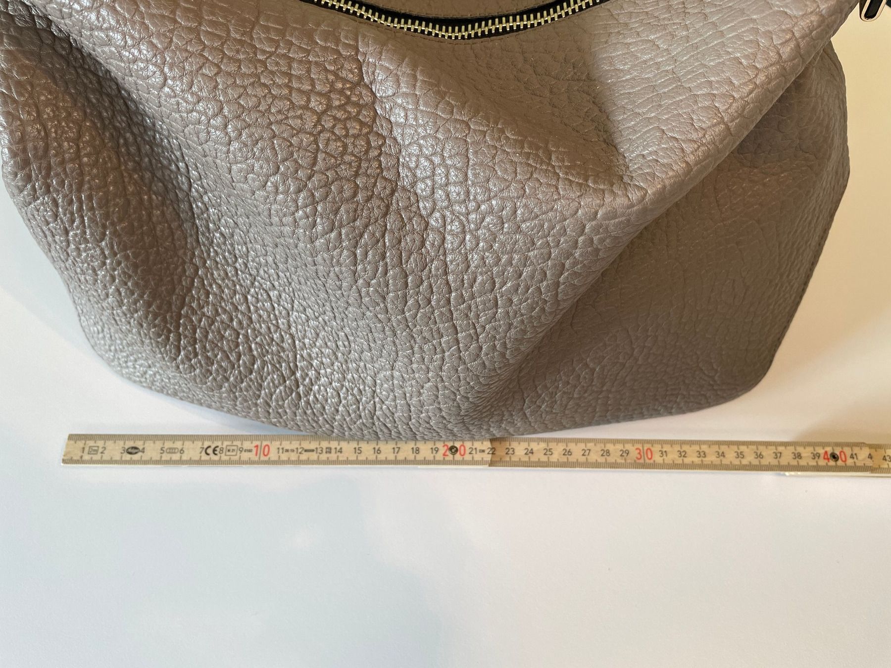 Burberry Sacs femmes: Burberry Ledertasche Hobo – D'occasion à Schlierbach par gnatcatcher 2