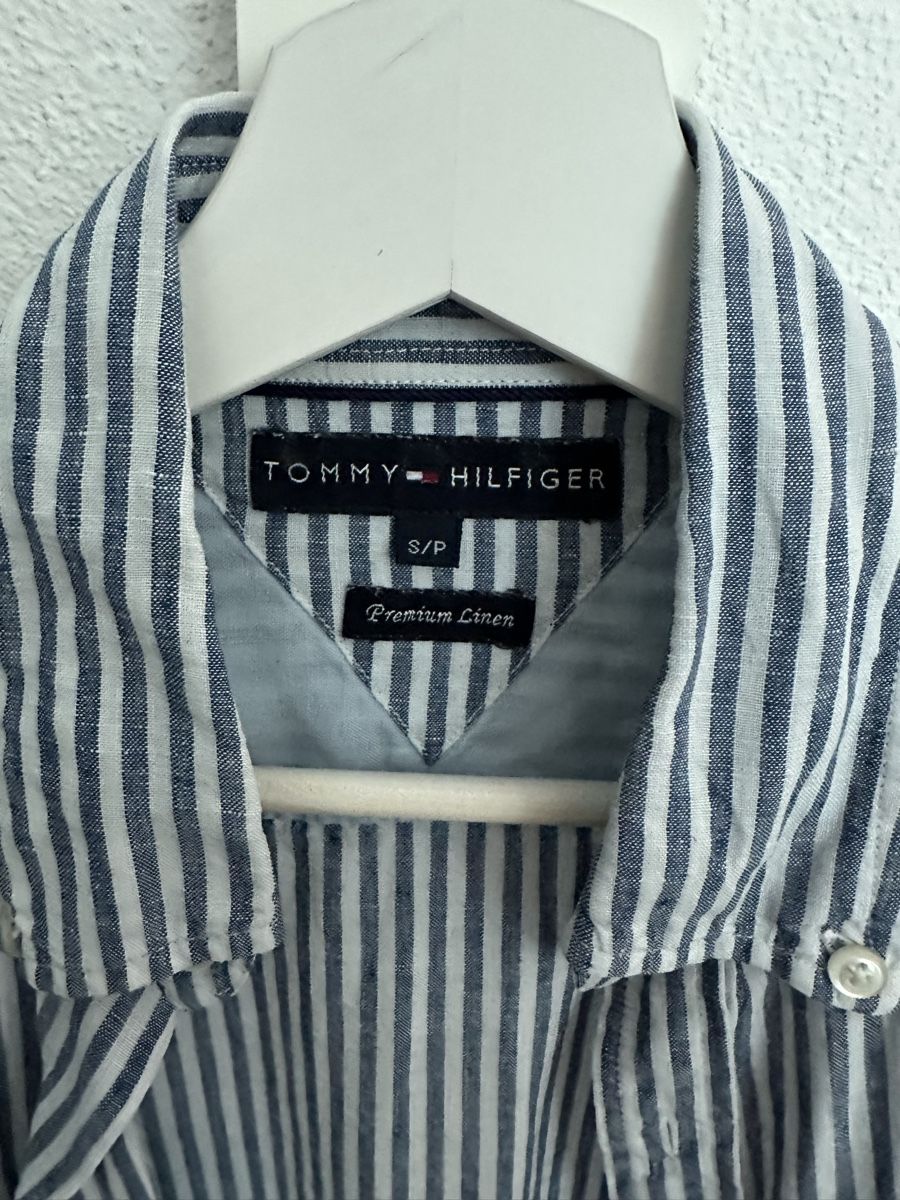 Tommy Hilfiger Chemises: Tommy Hilfiger Hemd gestreift – Neuf (Voir description) à Schlieren par James1010 1