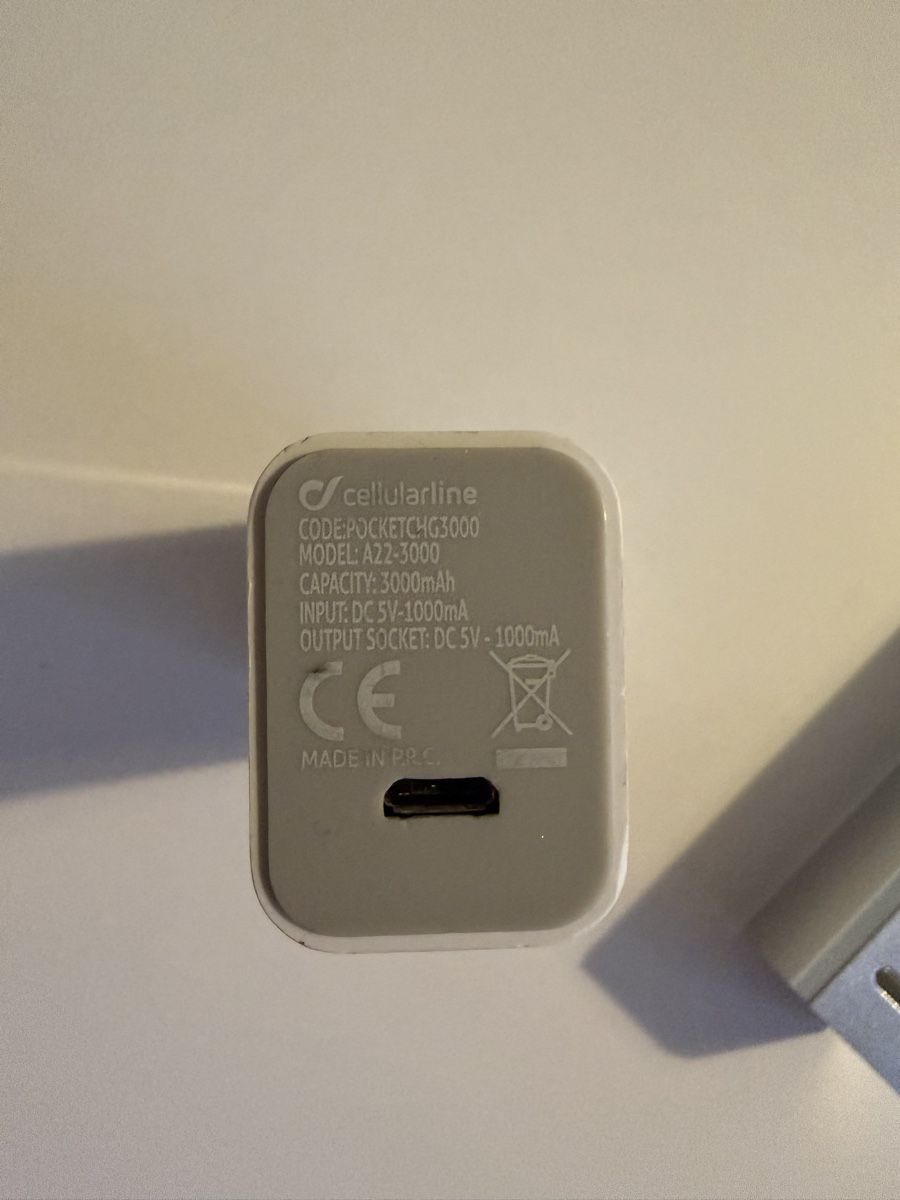 Ladegeräte: 2 Powerbanks und Kabel – Gebraucht aus Baden von CeDe22 6
