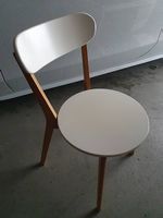 Chaise en bois