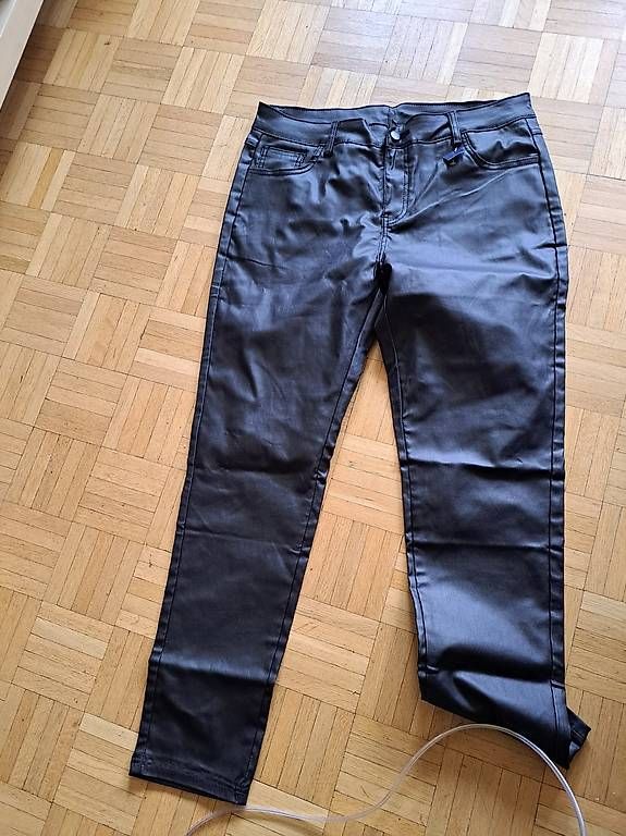 Hosen: Pantalon homme – Gebraucht aus La Chaux-de-Fonds von atipik