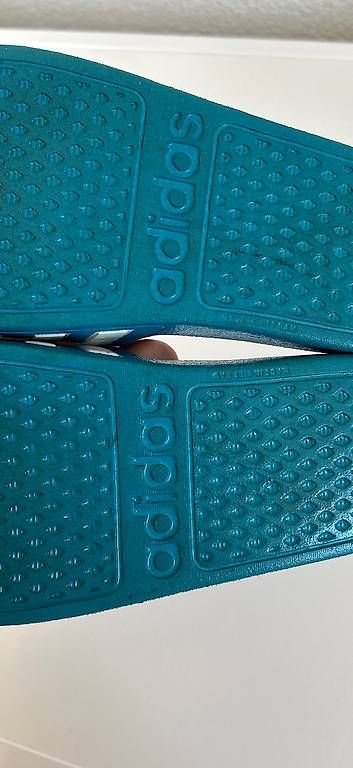 Herrenschuhe: Ciabatte Adidas – Gebraucht aus Bellinzona von SammlerTI 1