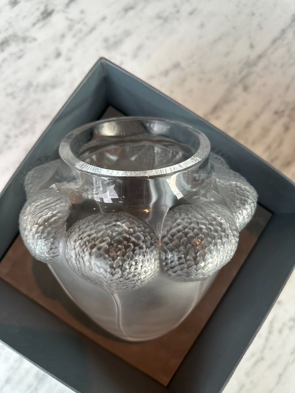 Lalique Vasi & Recipienti: Lalique Bali Vase – Usato da Meilen venduto da aveneg 1