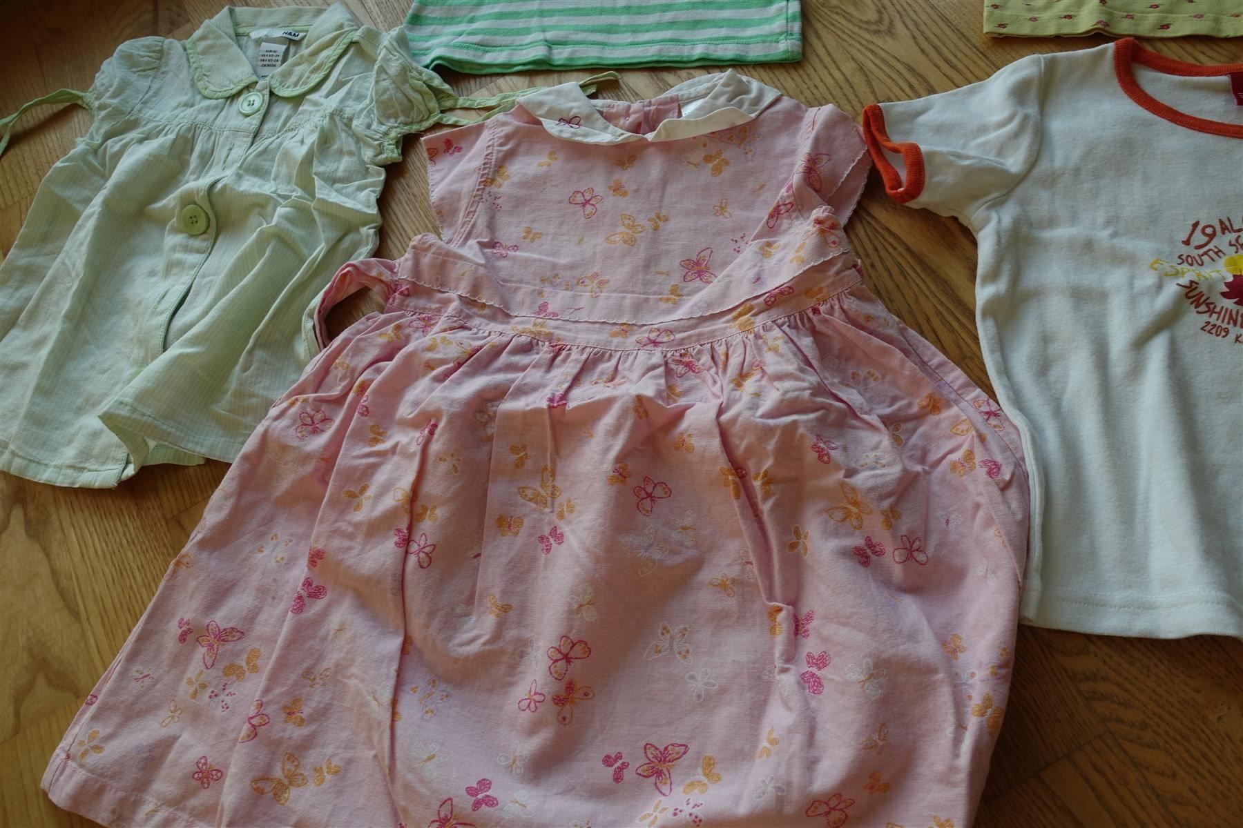 Kleiderpakete & -sets: Gr. 92 / 4 x Sommeroberteile , 1 x Kleid – Gebraucht aus Aesch ZH von Goonies_1 3