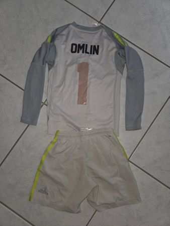FC Basel Torwartset Adidas Omlin gebraucht