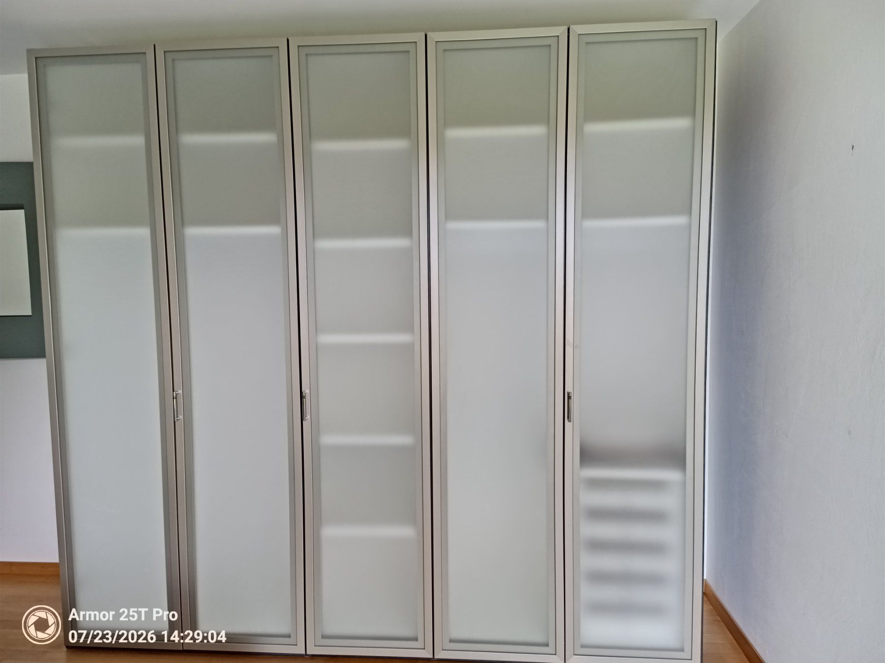 Armadi: Kleiderschrank – Usato da Wienacht-Tobel venduto da Racer97