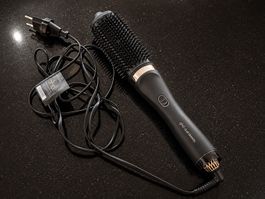 GHD DUET BLOWDRY HAIR DRYER BRUSH IN SCHWARZ