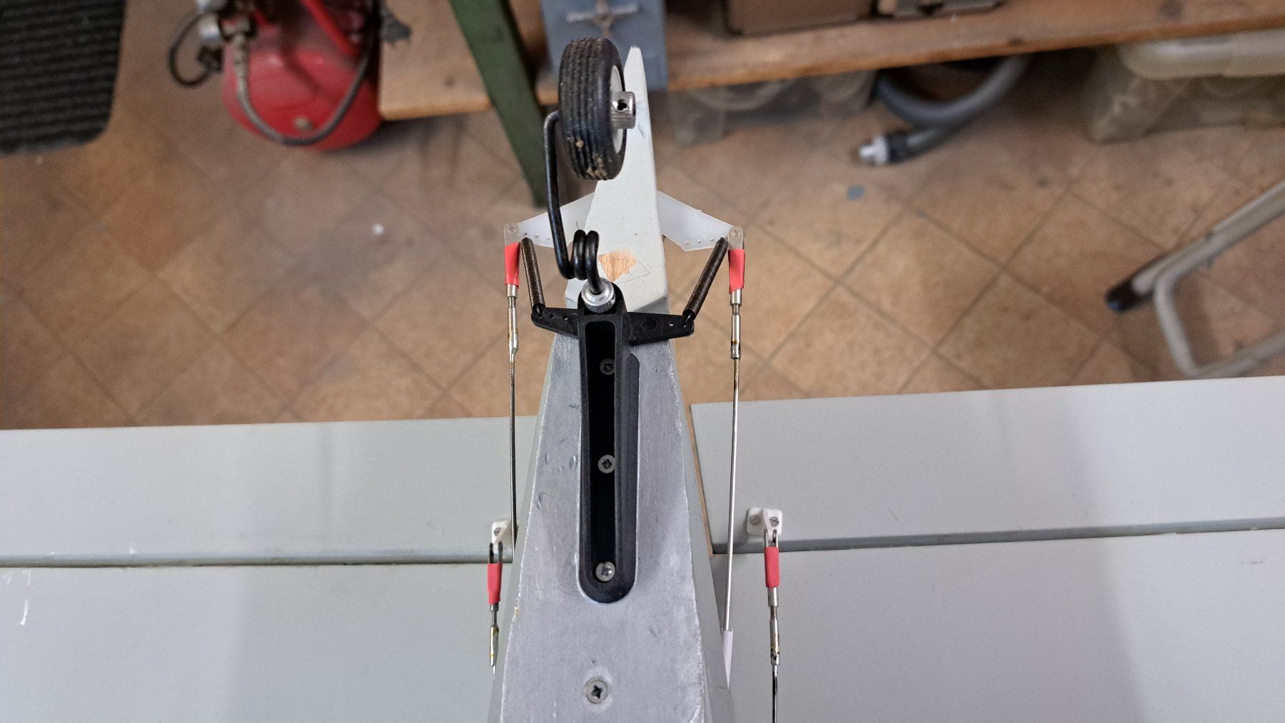 Modellismo RC: Skyraider A1 – Nuovo (secondo la descrizione) da Fislisbach venduto da Pires1 7