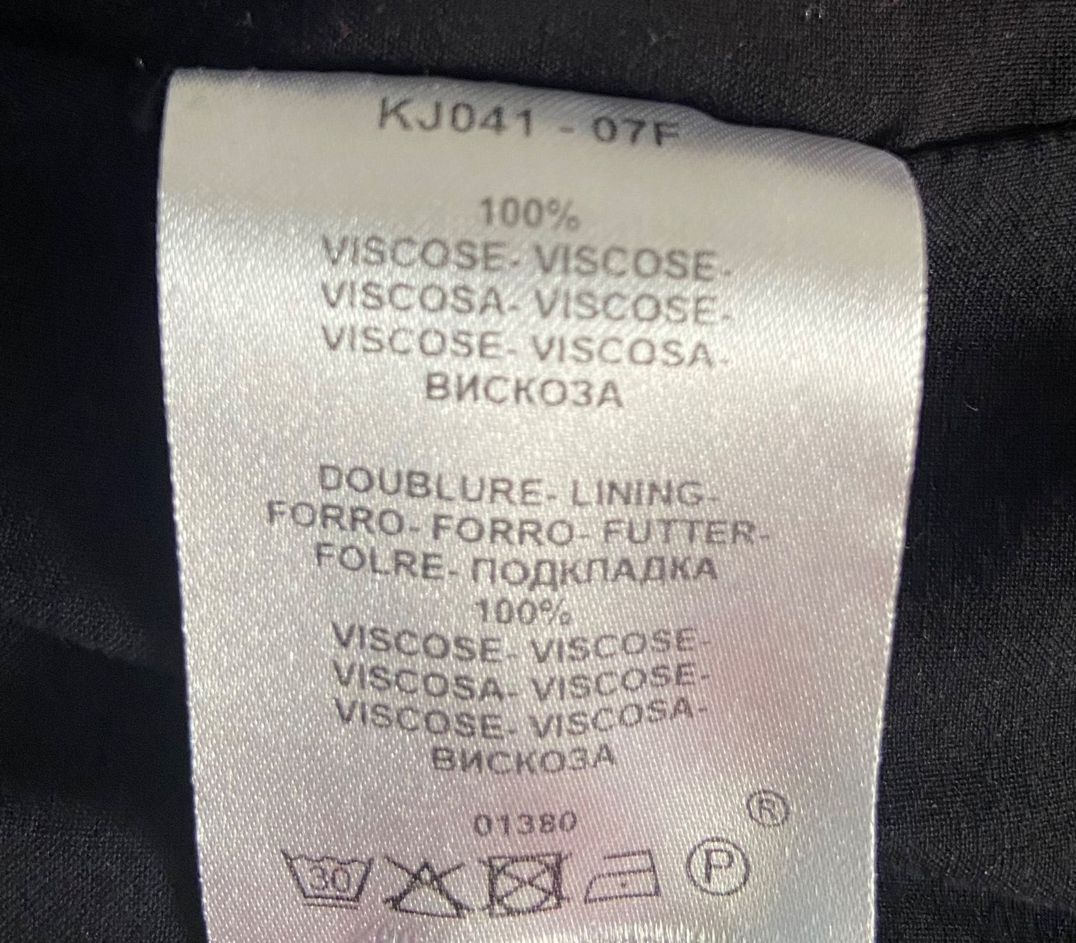 Caroll Gonne: CAROLL Jupe smocks imprimée fleurs 38/40 – Nuovo (secondo la descrizione) da Genève venduto da kik_8jd6 5