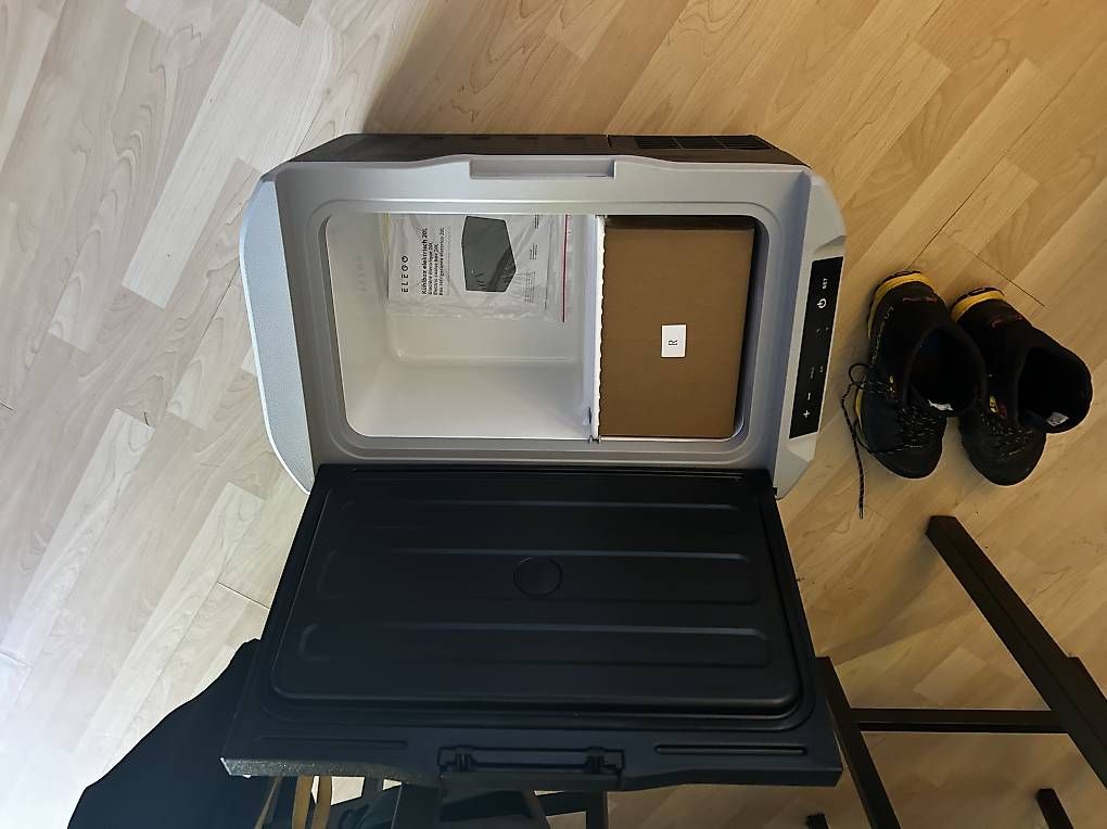 Kühlschränke & Kühlen: ELEGO Kühlbox elektrisch 20l – Neu und originalverpackt aus Aarberg von oet_2z9x 2