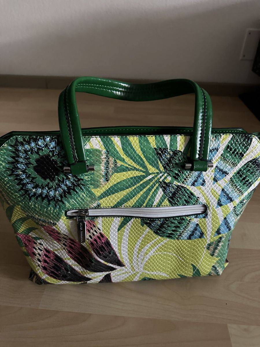 Borse da donna: Velina Fabiano Tasche – Usato da Weinfelden venduto da kam_jxz5 1