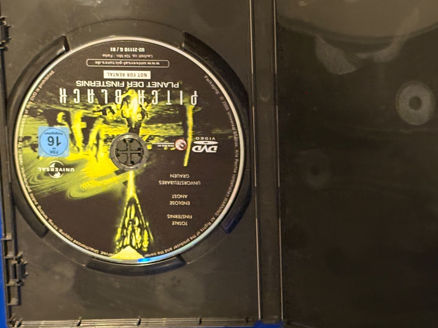 Alle DVDs: Pitch Black DVD - Vin Diesel – Gebraucht aus Spreitenbach von SwissTradeMan 2