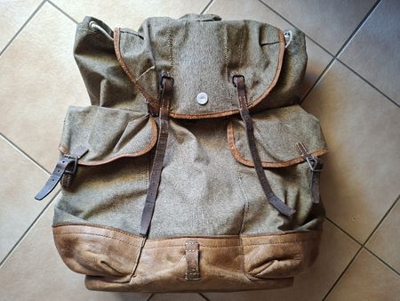 Antiker Schweizer Armee Militär Waffenläufer Rucksack