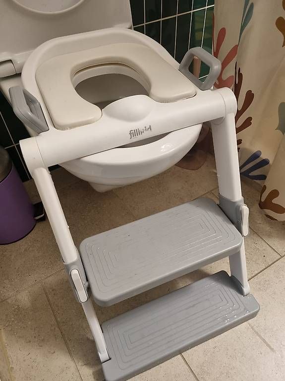 WC: Toilettensitze – Usato da Zürich venduto da loorli01