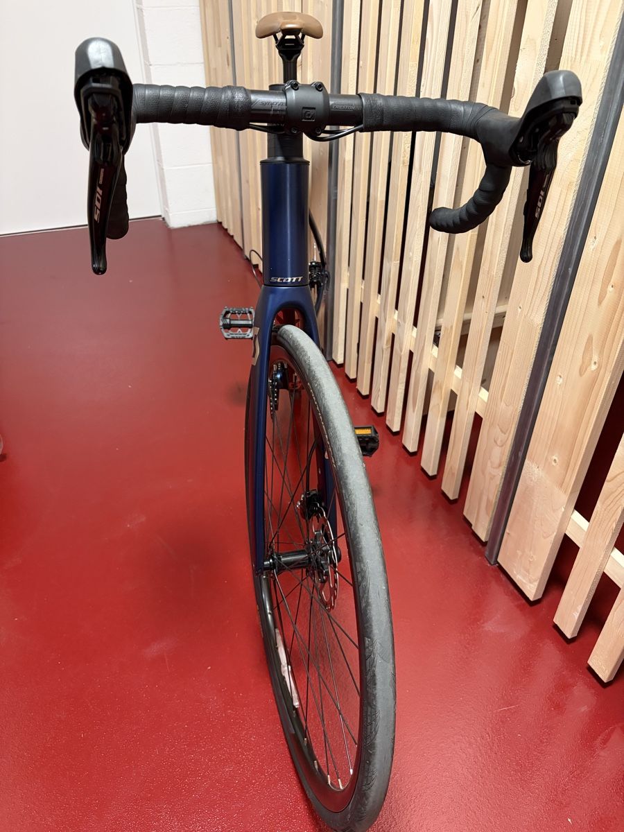 Scott Biciclette: Scott Speedster 10 – Usato da Les Acacias venduto da jla_qp9s 1