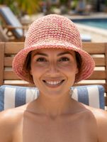 Femininer Sonnenhut in der Farbe der Saison