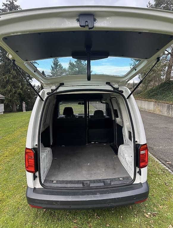 Veicoli commerciali: Praktischer und kompakter  VW Caddy  – Usato da Rorschach venduto da zko_vj9x 2