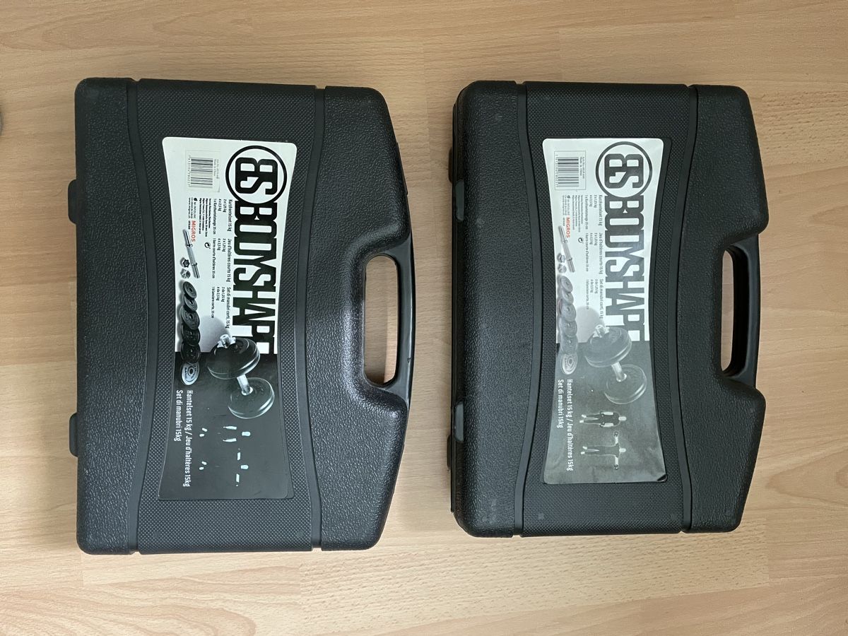 Bodyshape Manubri & Pesi: 2 Kurzhantelsets 15kg mit Koffer – Usato da Zürich venduto da Sbd1