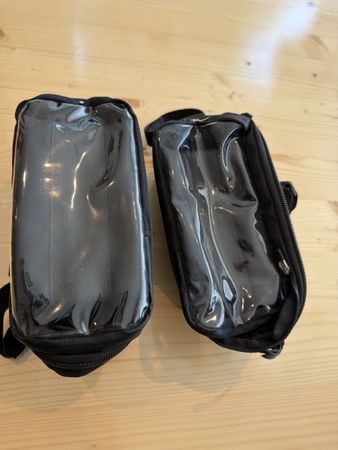 Zwei Fahrradtaschen mit Handyhalterung Flyer gebraucht