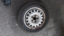 2 stk. Winterreifen Roadstone 205/65/16C 107 105 T