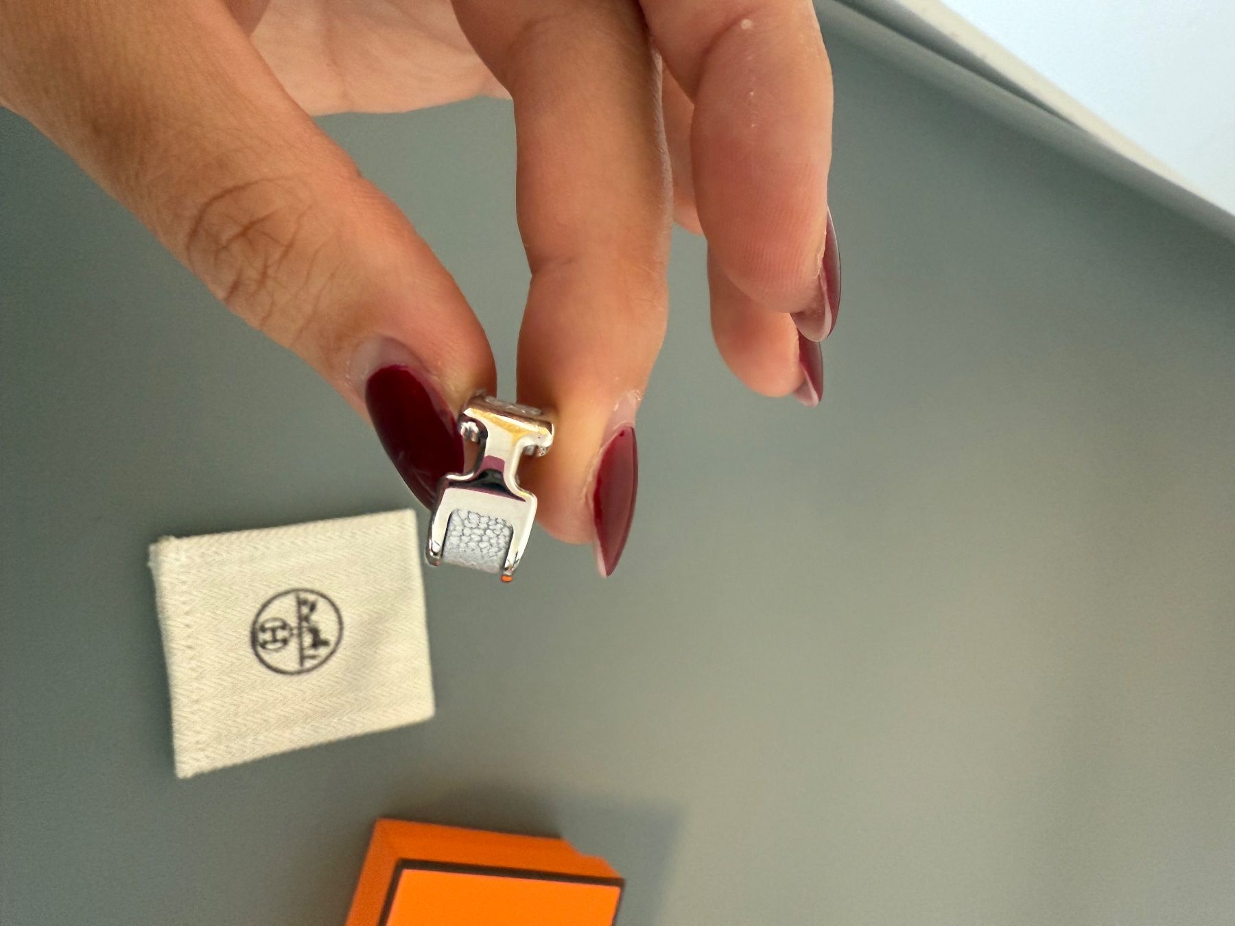 Hermès Orecchini pendenti & Orecchini a lobo: Olympe ear cuff, small model 350 CHF - Still New (Silver) – Usato da Zürich venduto da cyokopie915