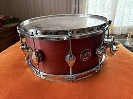 DW 14"x6,5" SN Performance Tobaco