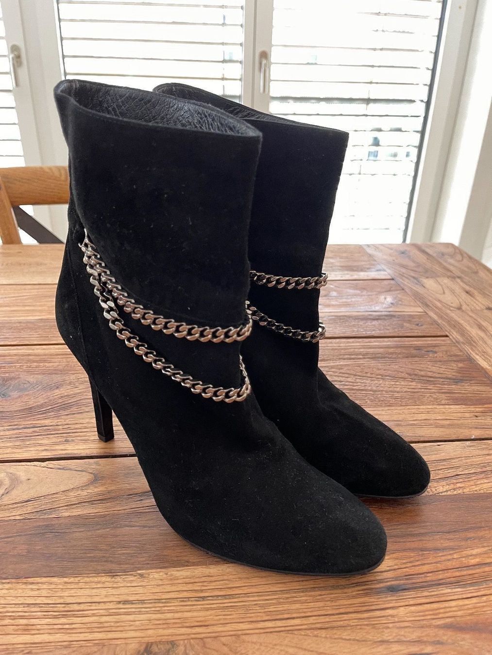 Saint Laurent Damenschuhe: YVES SAINT LAURENT ANKLE BOOTS VELOURS – Neu (gemäss Beschreibung) aus Dübendorf von TojaRose