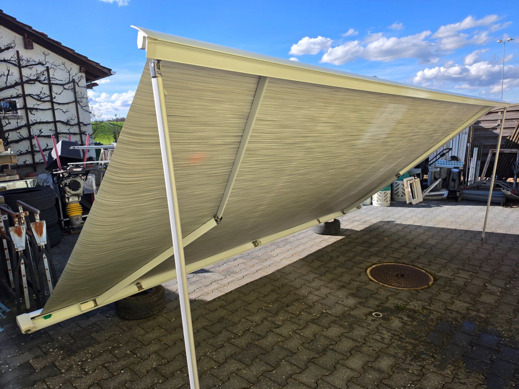 Thule Tende da sole: Thule Markise, 4.5m komplett Set – Usato da Lotzwil venduto da Sternharry 3