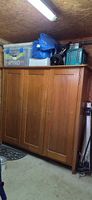 Schrank 3-türig, Holz, verschraubt