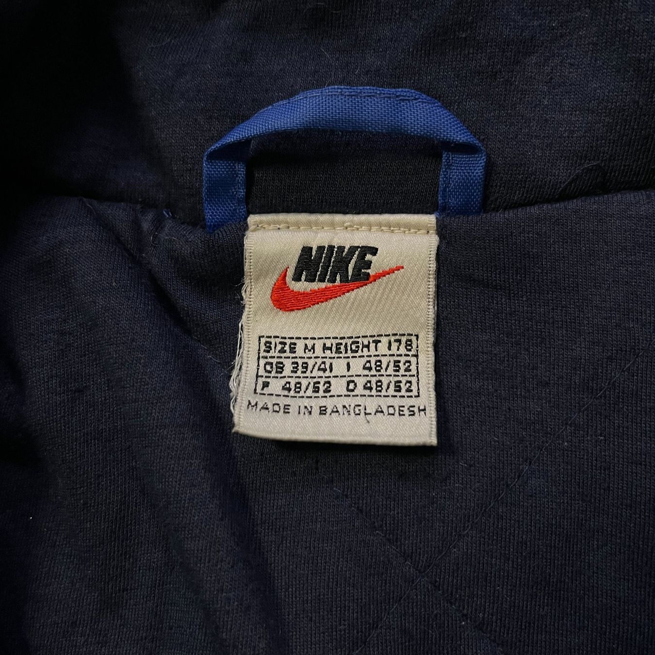 Nike Giacche: Vintage Nike Heavyjacket (M) – Usato da Chamoson venduto da Sapoloshop 4