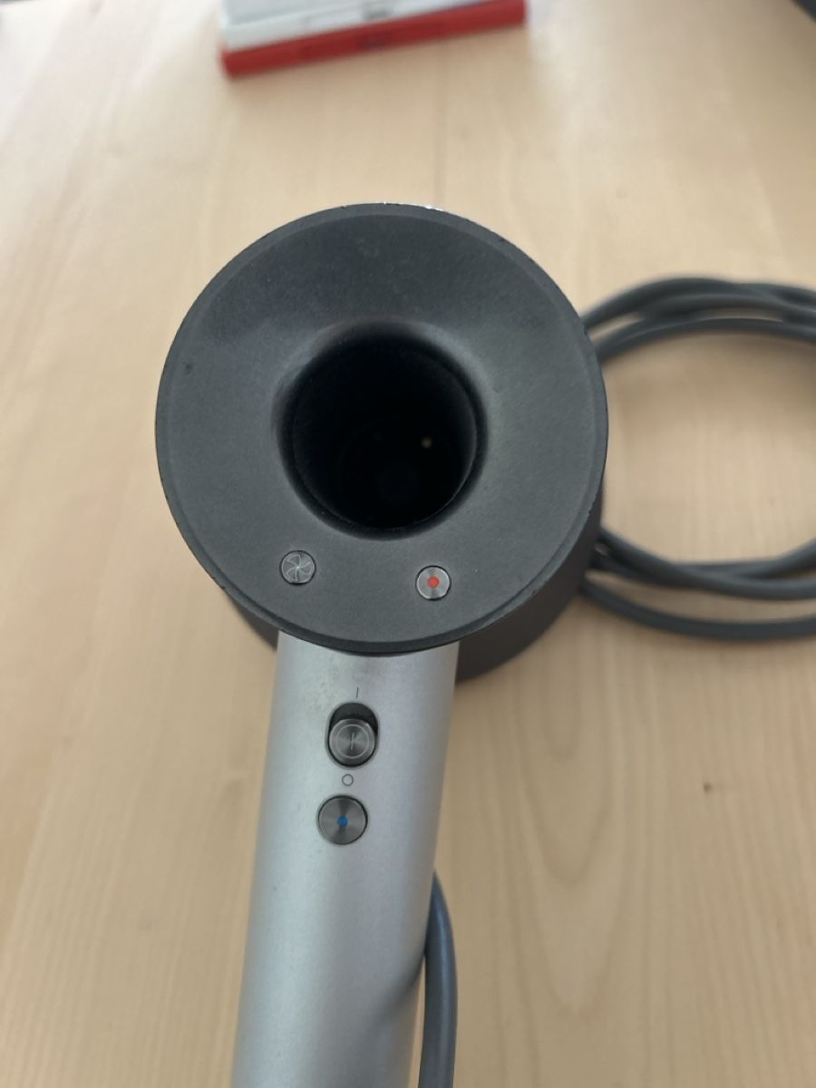 Dyson Asciugacapelli: Dyson Diffuser Föhn ab 1.-!!! – Nuovo (secondo la descrizione) da Oensingen venduto da BestFashionDeals 3