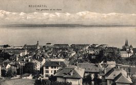 Neuchâtel. Vue générale et les Alpes