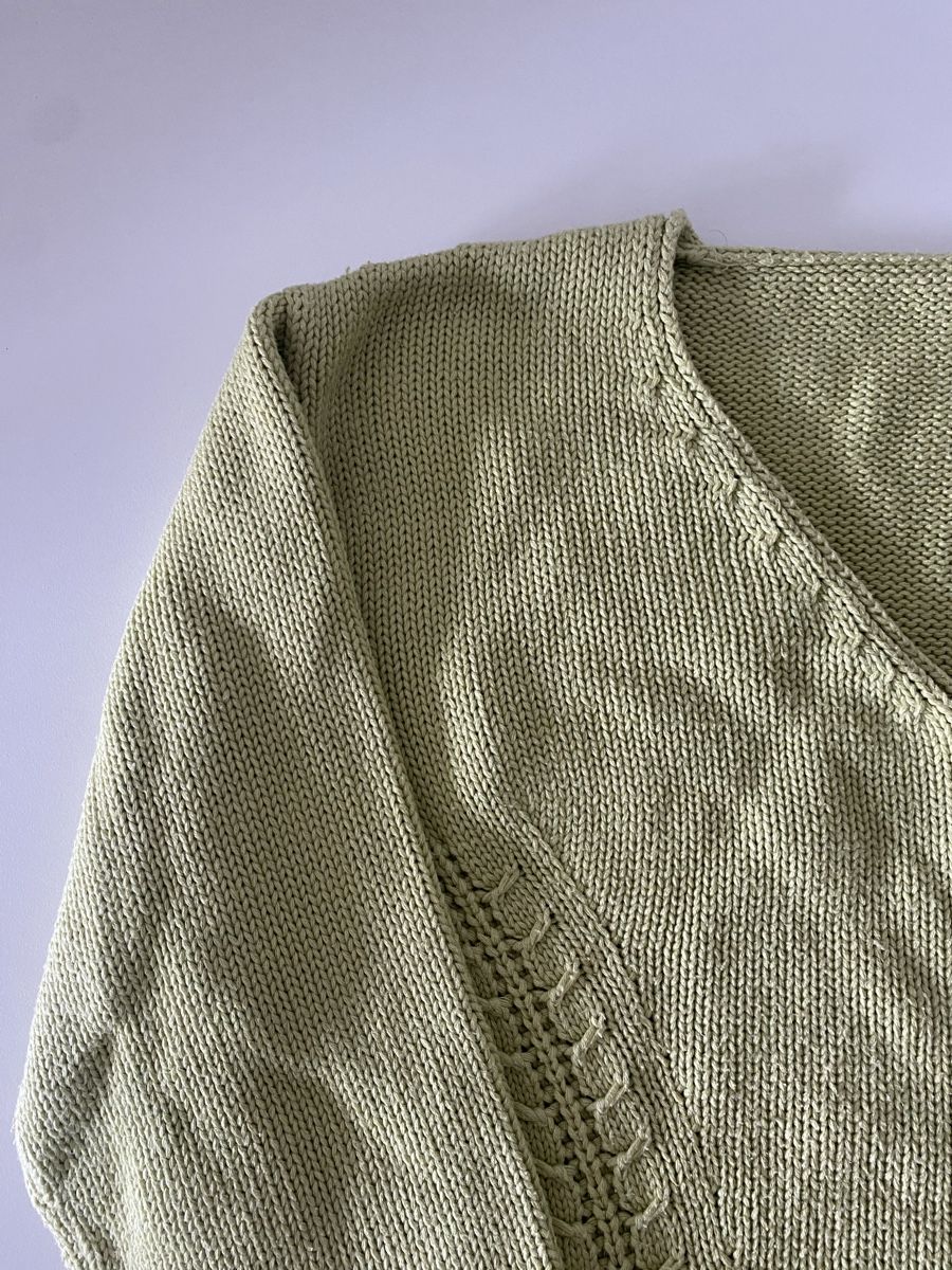 Maglioni & Felpe: Wunderschöner, hellgrüner Strickpullover mit V-Ausschnitt – Usato da lommis venduto da inf_thv8 2