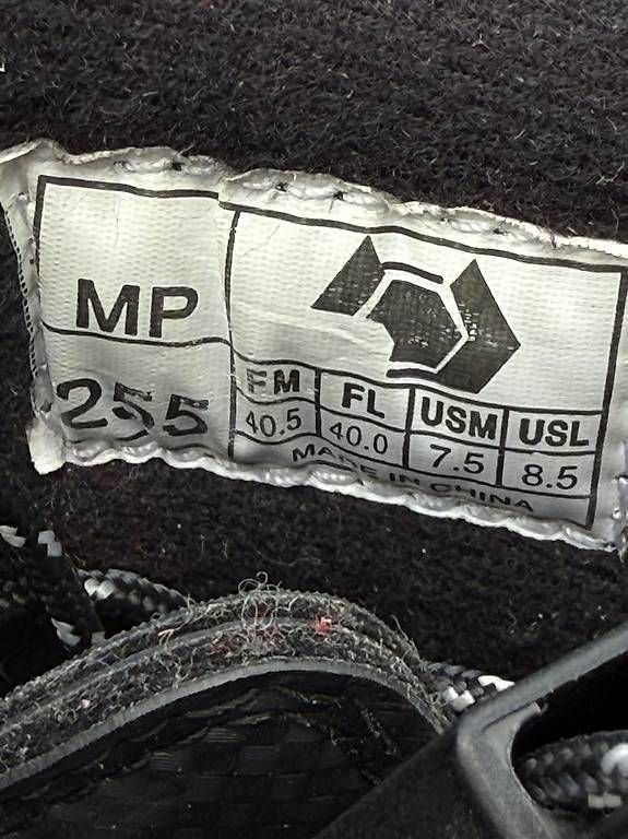 Scarpe da donna: Snowboard Schuhe 39,5 – Usato da Laufen venduto da car_2fnm 3