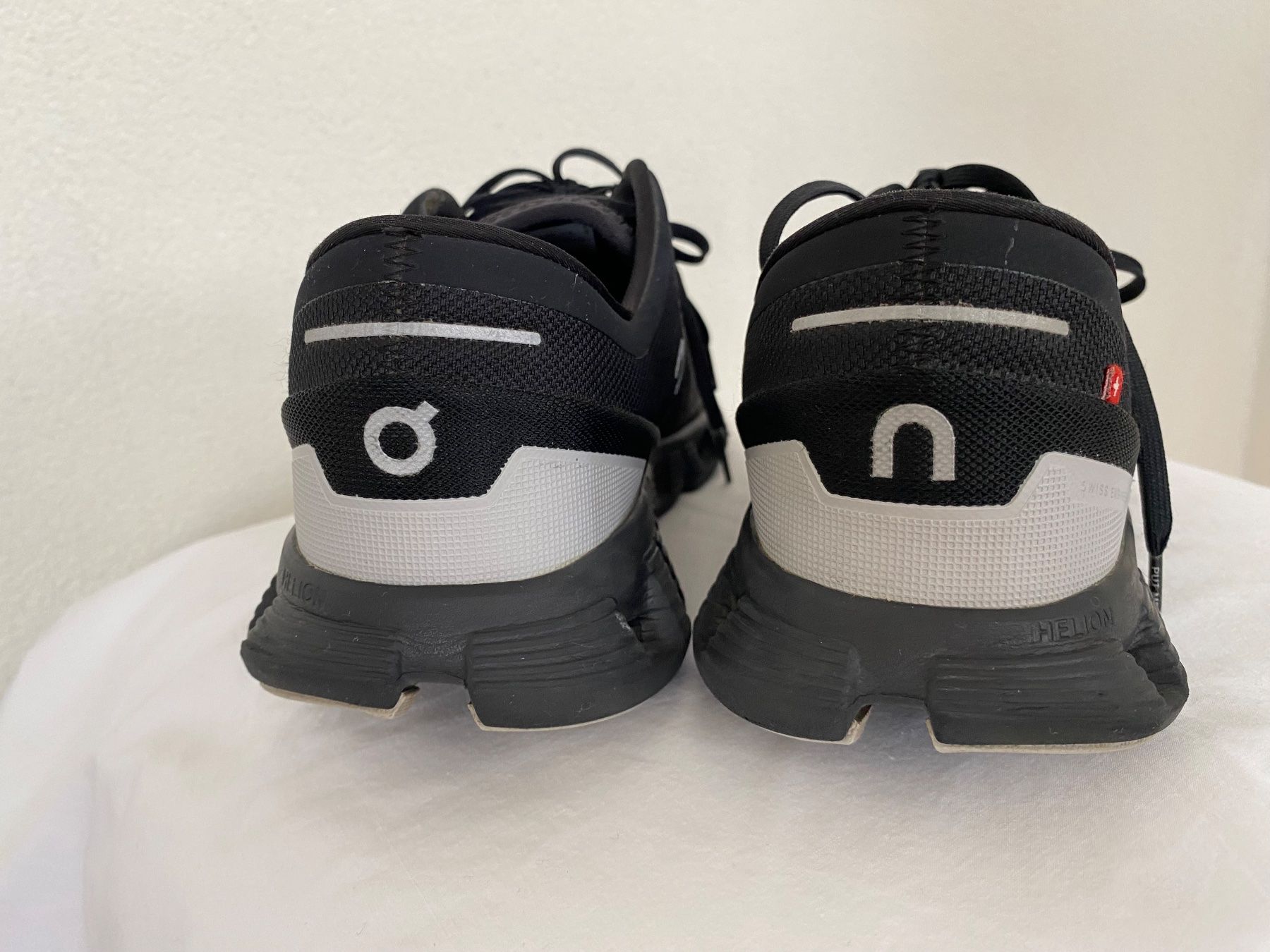 Scarpe da uomo: ON CLOUD X 3 – Usato da Zürich venduto da Fashionparade 2