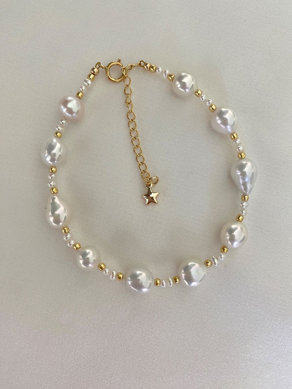 Bracciali & Braccialetti: Süsswasserperlen/Perlen Armbänder – Nuovo e nell'imballaggio originale da Sarnen venduto da Yingsperlen4