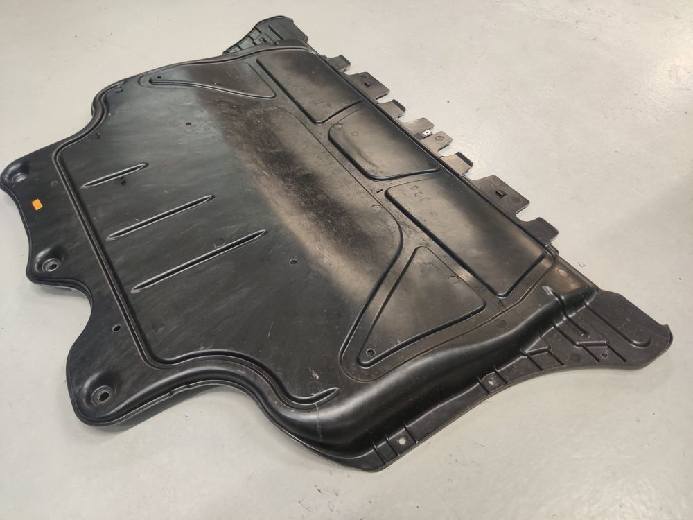 Originale VW Caddy 5 Motorabdeckung | Kaufen auf Ricardo