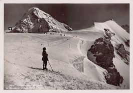 Jungfraubahn-Station und Berghaus, Skifahrerin, um 1935-40