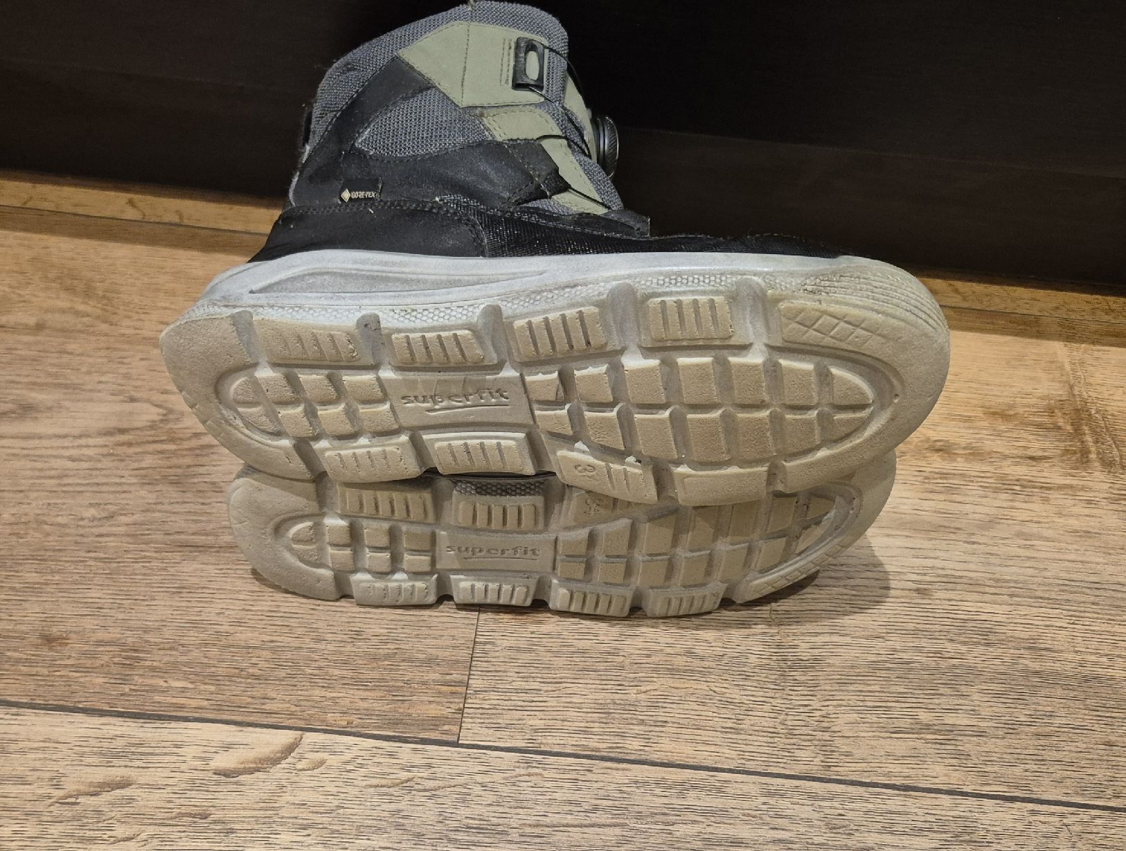 Superfit Scarpe per ragazzi: Superfit GORETEX MARS - Snowboot/Winterstiefel, Gr. 34 – Usato da Biberist venduto da Nicelotti 3