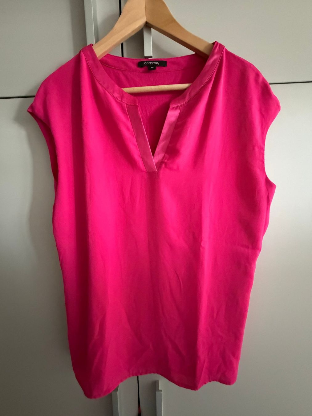 Comma Top: Schickes Comma Top Grösse 42 Pink – Usato da Küsnacht ZH venduto da cipi01