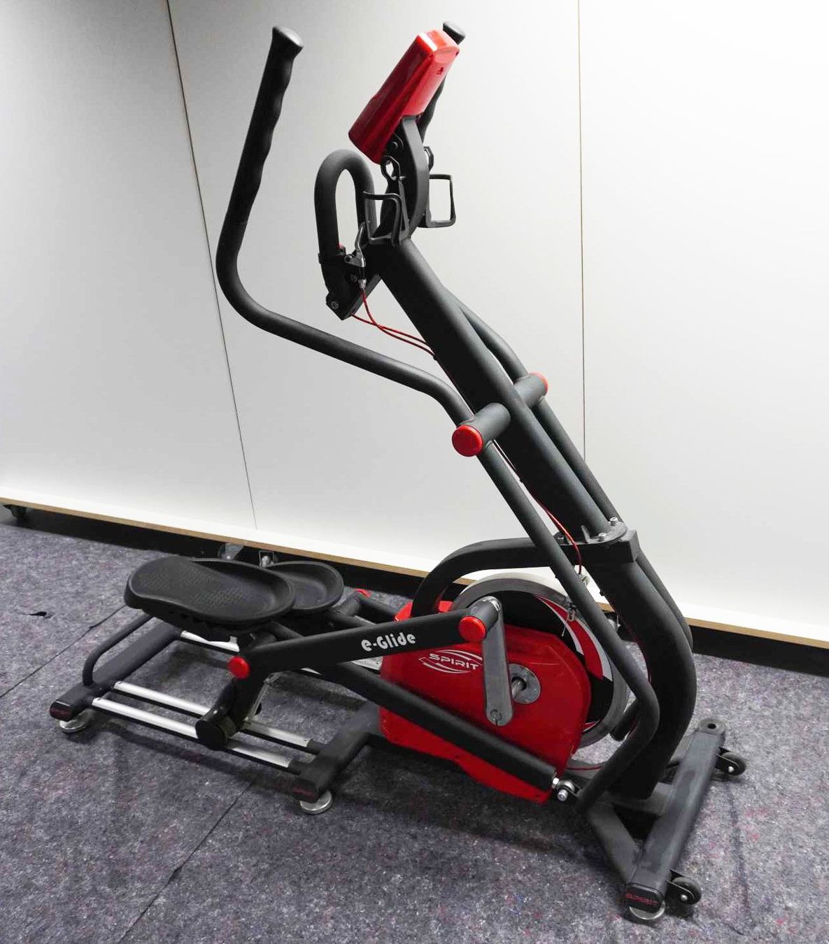 Hometrainer: Spirit E-Glide Crosstrainer (Ellipsentrainer, Stepper) – Usato da Derendingen venduto da vbt