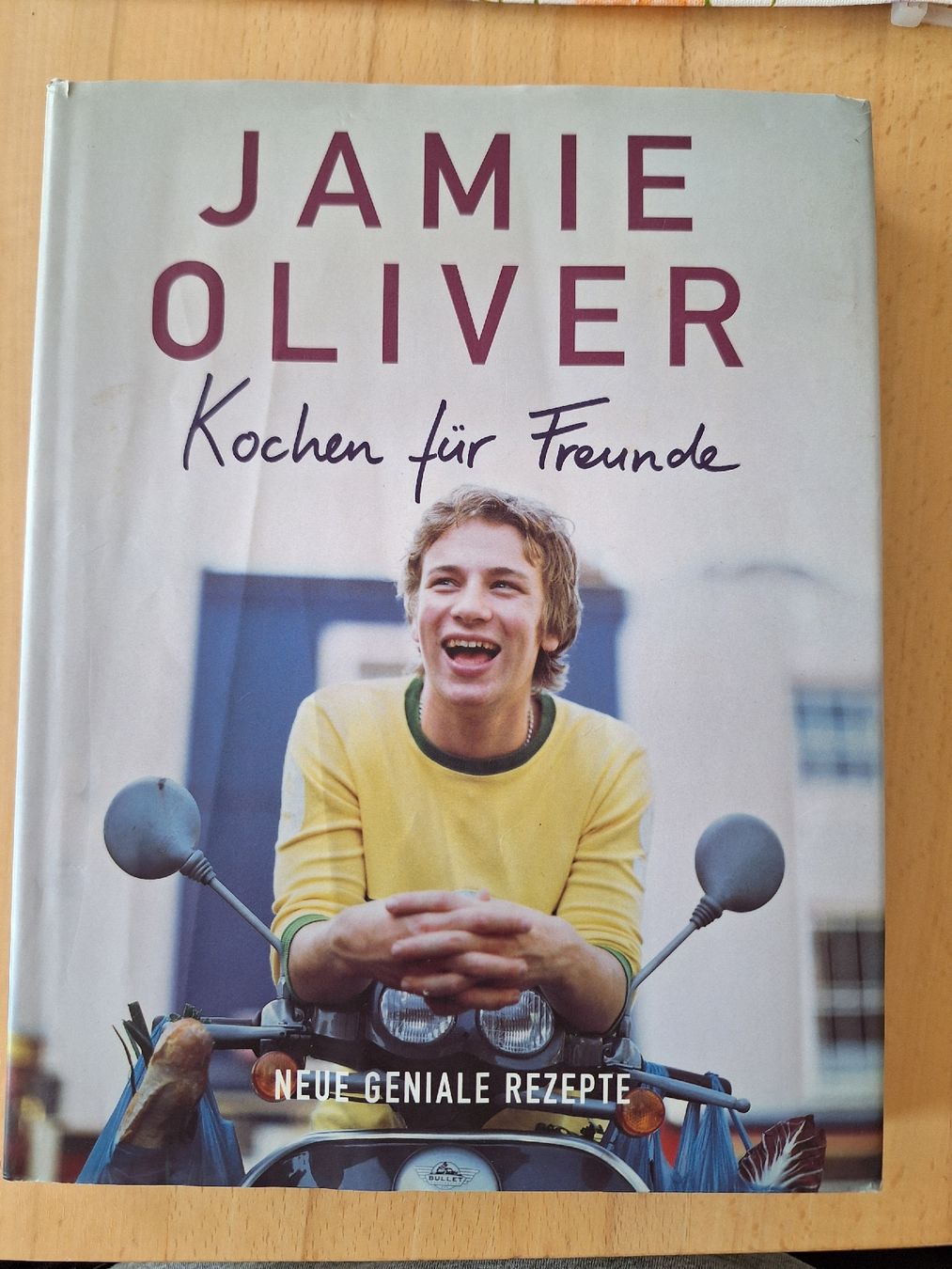 Libri: Jamie Oliver Kochbuch "Kochen für Freunde" – Usato da Sempach Station venduto da Feuersalamander69
