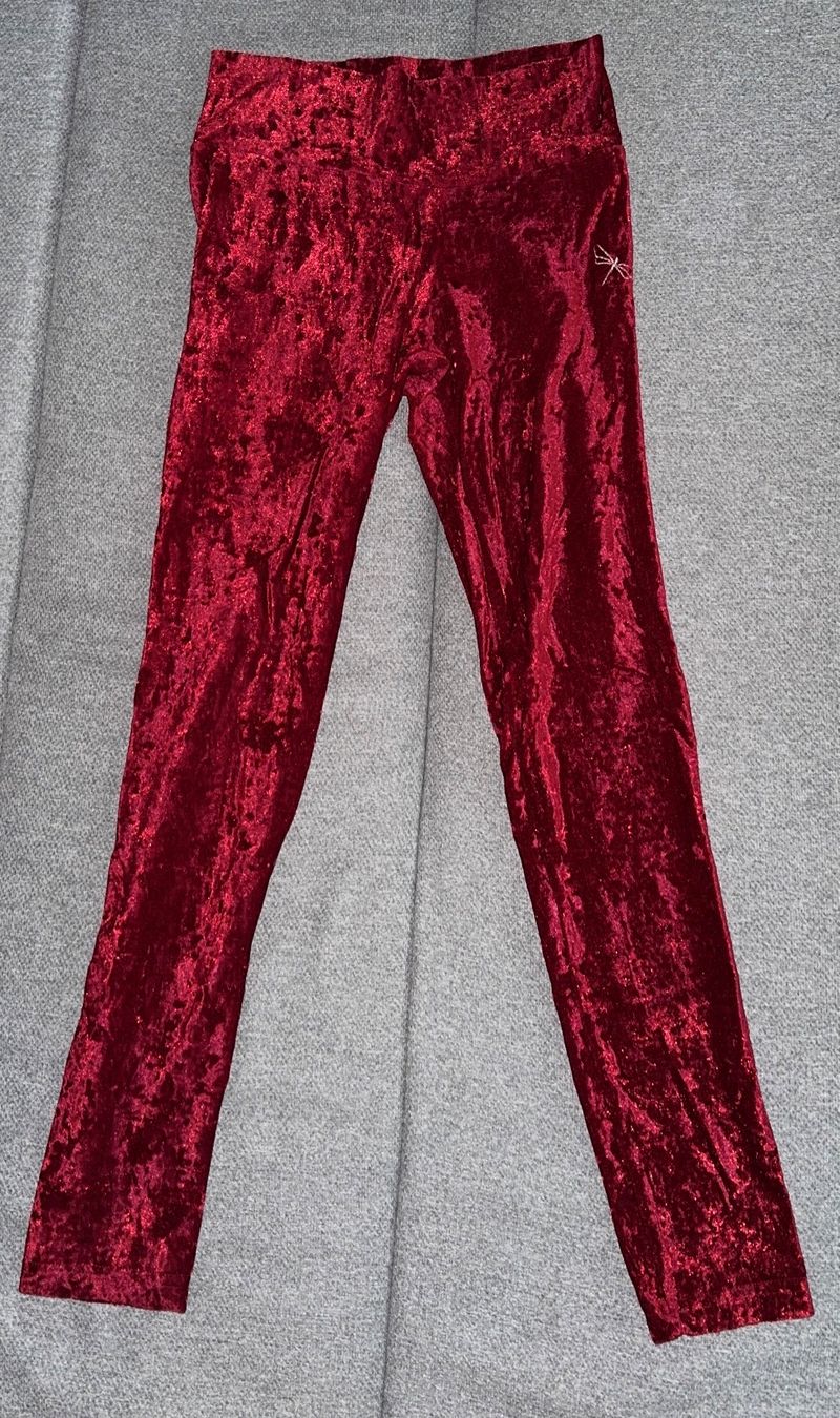 Leggings: Dragonfly Leggins rot samt – Gebraucht aus Winterthur von sar_q2wt
