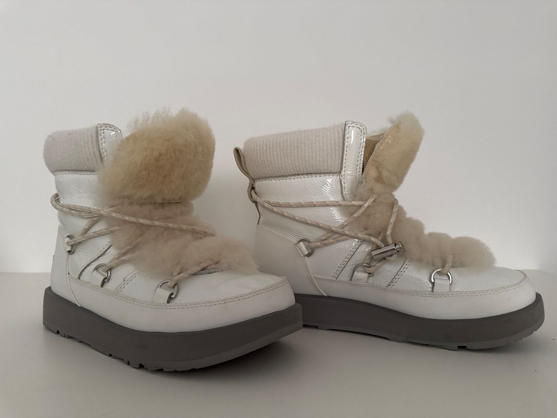 Ugg Damenschuhe: UGG waterproof BOOTS Gr. 37 EU – Gebraucht aus Brüttisellen von xe_m 2