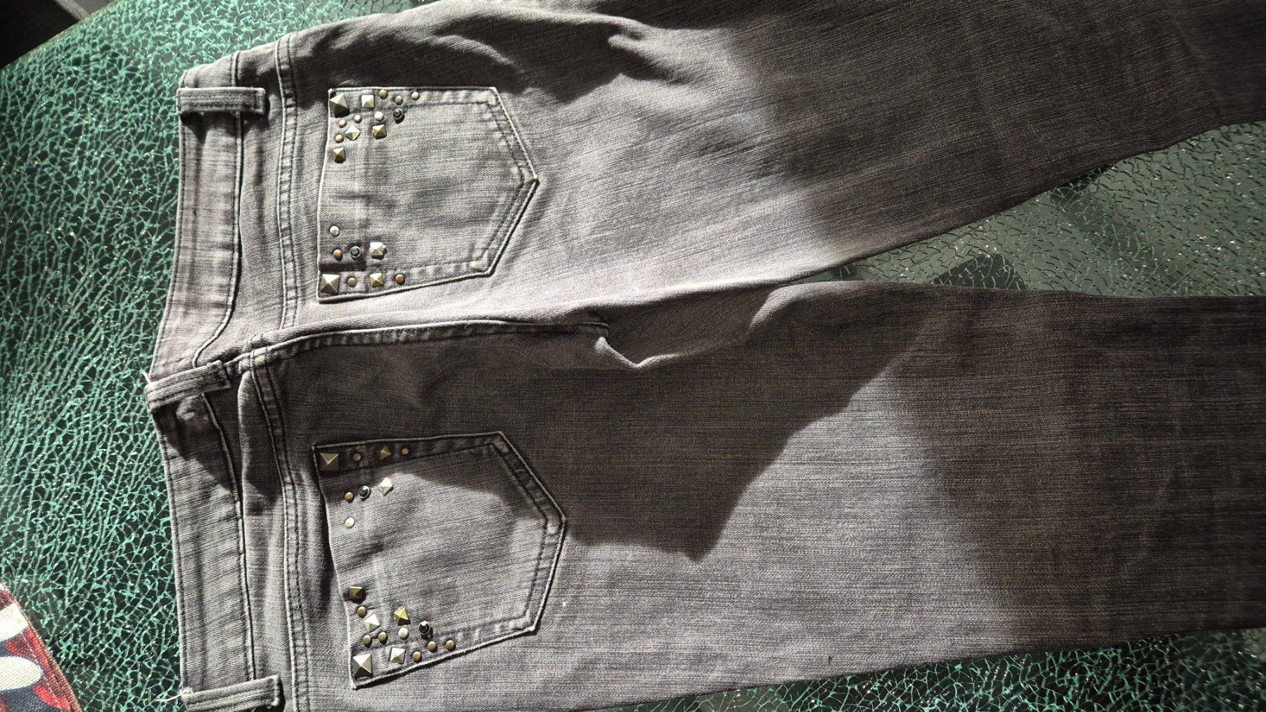 Jeans: Jeans con applicazioni – Gebraucht aus Gordevio von RUBY104 4
