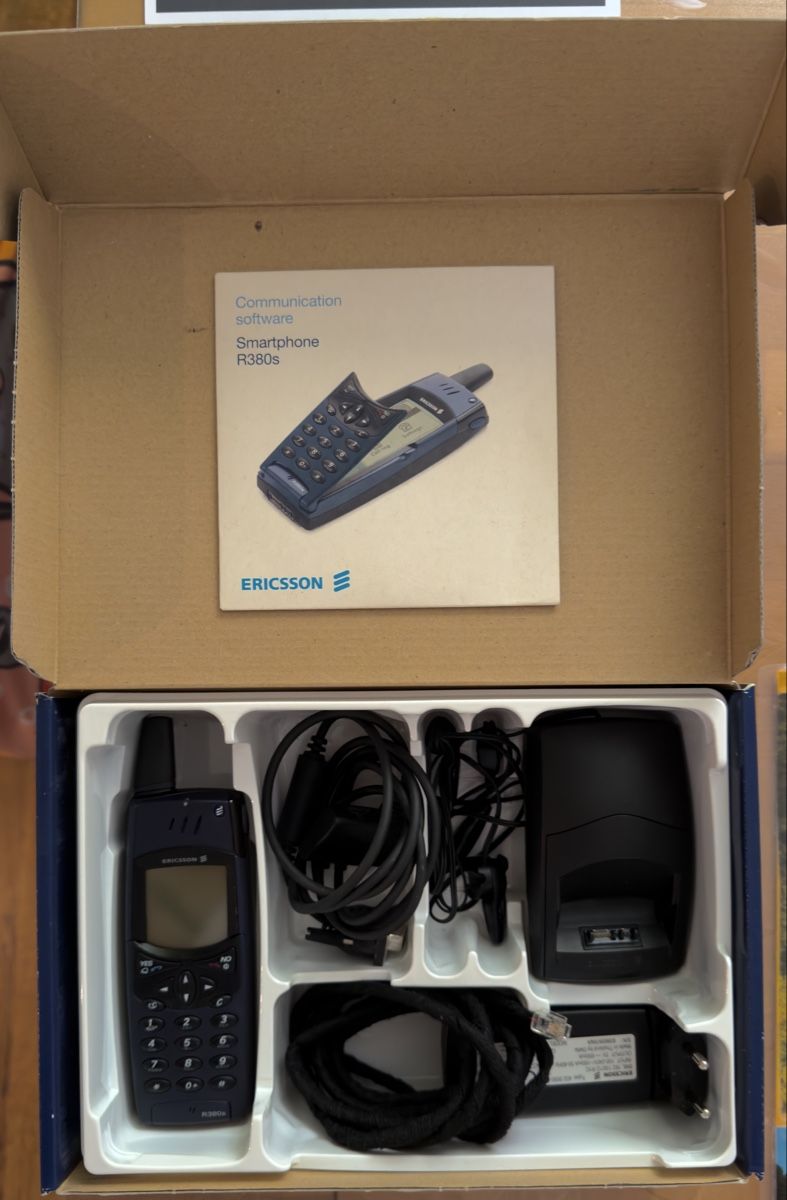 Ericsson Telefoni cellulari / Smartphones: Ericsson R380s Smartphone in OVP – Difettoso da Sennhof venduto da sim_zb25 1