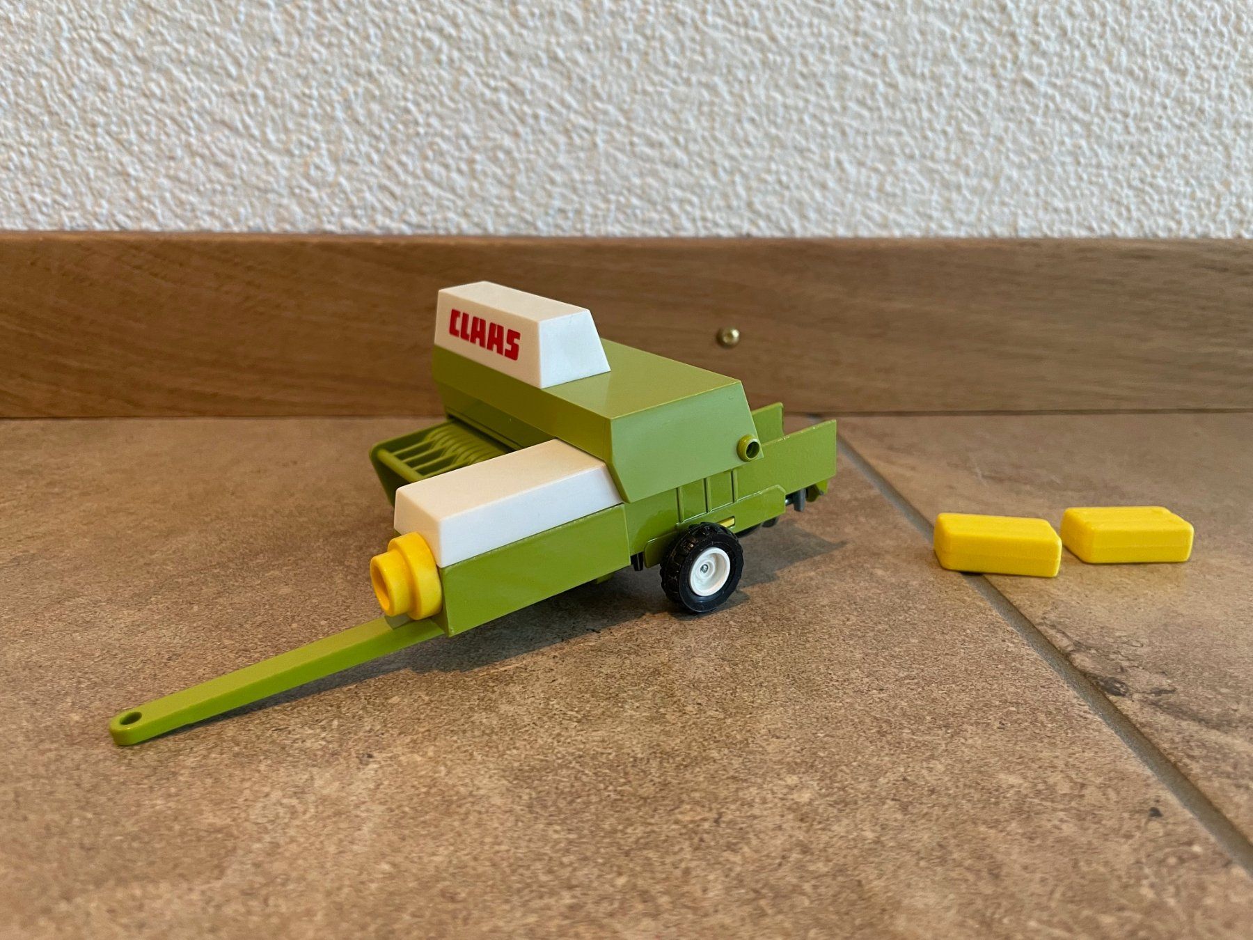 Claas Trattori: SIKU Claas Presse – Nuovo e nell'imballaggio originale da Kreuzlingen venduto da Stefan1150